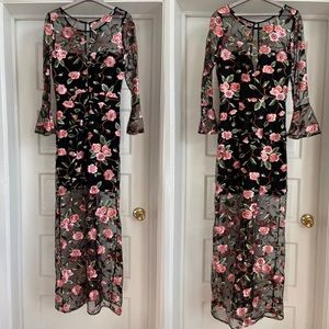 NWOT Floral Embroidered Mesh Maxi Dress Size S